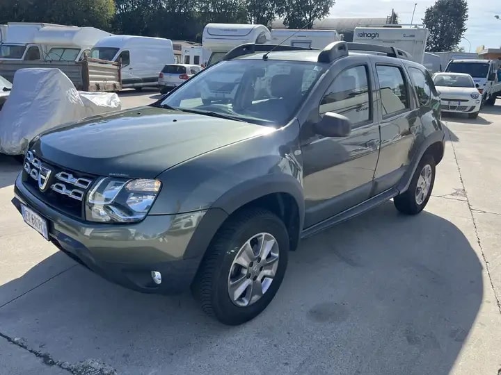 Dacia Duster 1.6 4x2 105cv GPL 2015 usata — foto 1